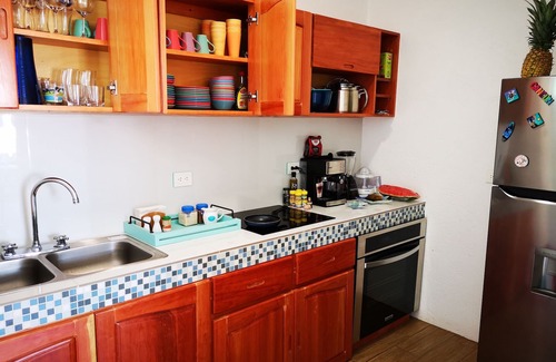 Los Tamarindos House | Chic Beach House w/Pool, A/C & Penthouse near La Punta – Walk to the Ocean!
