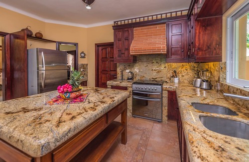 Puerto Aventuras Villa | Chic, casual luxury, private, spacious, ideal location minutes walk to the beach