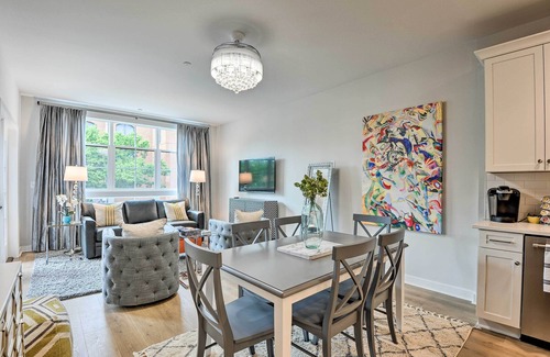 Murray Hill Condo | Chic Condo w/Balcony in the Heart of Annapolis!