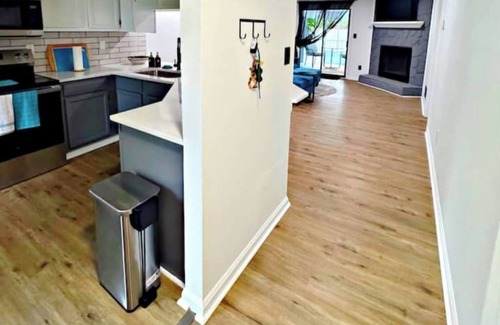 Morrow Apartment | Chic & Cozy - 2Bd Modern Getaway