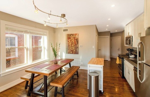 St. Louis Apartment | Chic Minimalist Gem w/Fenced Backyard + W/D