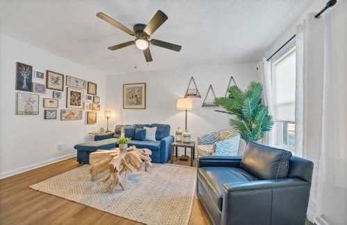 Springdale House | Chic & Modern 2BD Near CAE