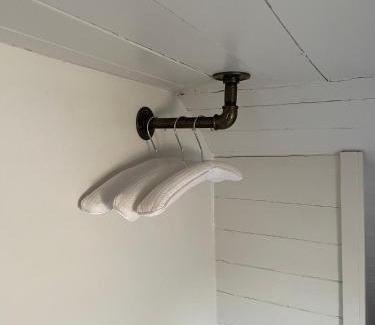 Whitstable House | Chic Seaside Cottage with Sunny Garden and BBQ, Close to Beach and High Street