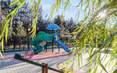 Naftalan Hotel | Chinar Health Hotel Naftalan