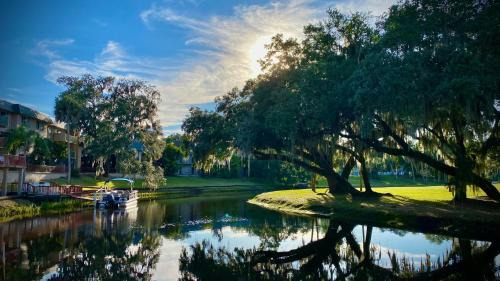 Braden River Hotel | Christian Retreat Conference Center