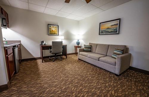 Chillicothe Hotel | Christopher Inn and Suites