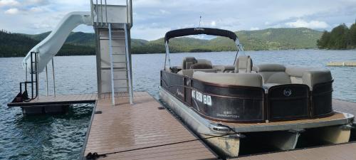 Kalispell House | Christy's Cottage, Waterfront w/Slide & Ice Shanty