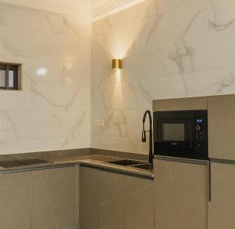 Littoral Department Apartment | CHROME Résidences Fidjrossè PLAGE