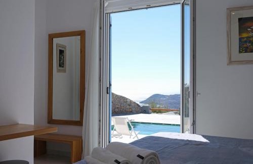 Xilokeratidi Villa | Chrysanthemo villas