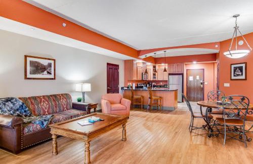 Wisconsin Dells Apartment | Chula Vista Resort 2217 and 2219