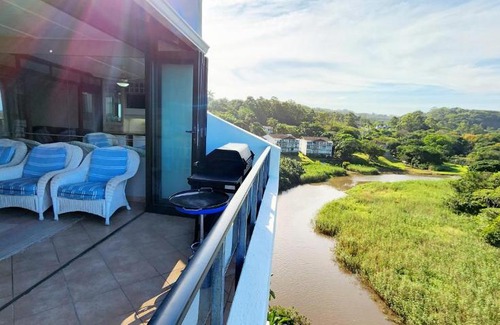 Ramsgate Beach Apartment | Cicada 5 - 8 Sleeper - Overlooking Ramsgate Lagoon!