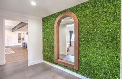 Foothills House | CIELO Modern Pool Oasis, Pickleball, Dog Friendly