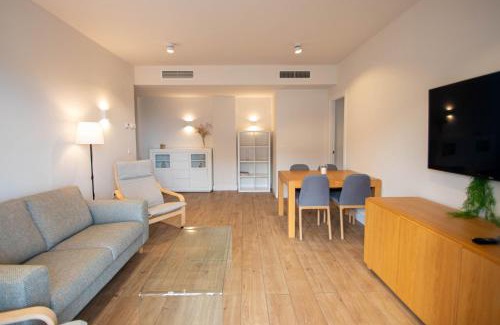 Figares Apartment | Ciencias Forum 2 Apartment