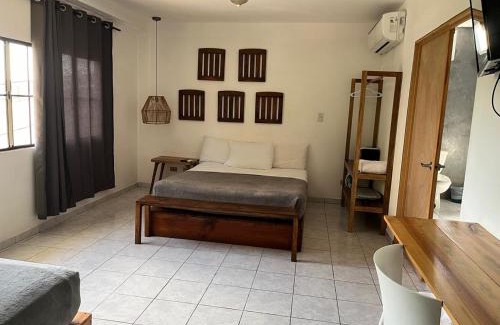 San Salvador Bed & Breakfast | Cinco Hotel B&B