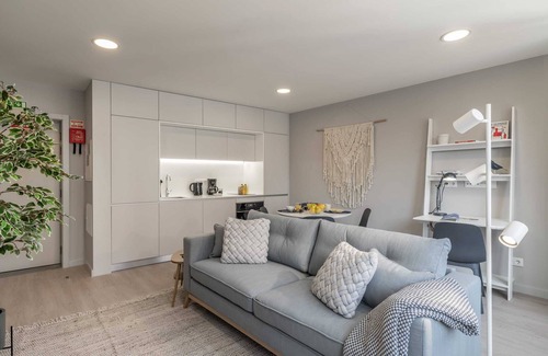 Se Apartment | Cine Park Residence by An Island Apart