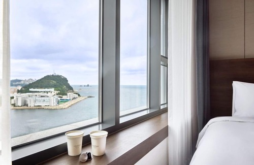 Yeongdo Hotel | Citadines Connect Hari Busan