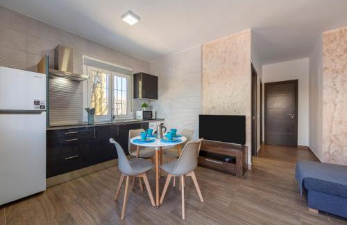 Pujaire Apartment | Citronela