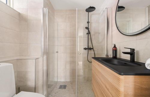 Nygard Apartment | City Apartment I Short Walk to Sights