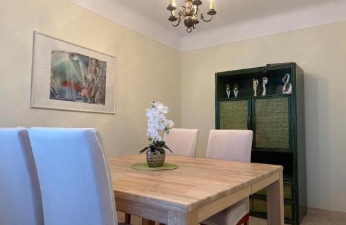 Hollerich Apartment | CITY CENTRE STYLISH ONE BEDROOM Apartment