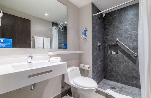 Lagos de Moreno Hotel | City Express by Marriott Lagos De Moreno