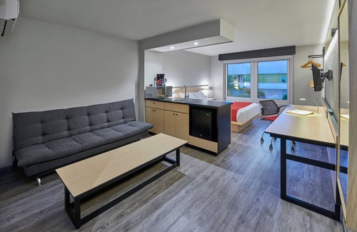 San Luis Potosi Hotel | City Express by Marriott San Luis Potosí Zona Industrial