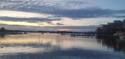 Trosso Boat Rental | City pulse on small boat in Karlskrona