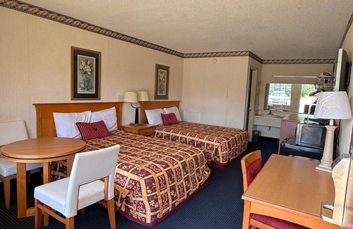 Waynesboro Hotel | Claridge Inn