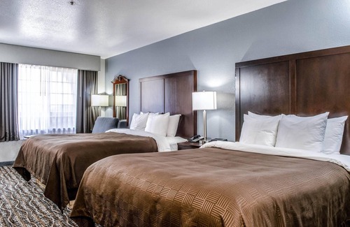 Eureka Hotel | Clarion Hotel By Humboldt Bay