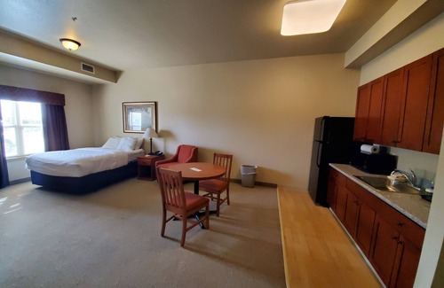 Williston Hotel | Clarion Hotel & Suites