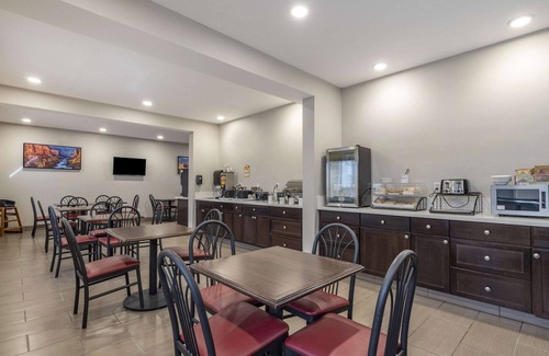 Kingman Hotel | Clarion Inn Kingman I-40 Route 66