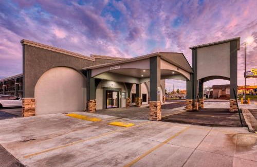 Decatur Hotel | Clarion Pointe Decatur Downtown