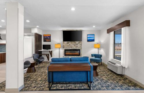 Archdale Hotel | Clarion Pointe I-85 High Point - Archdale