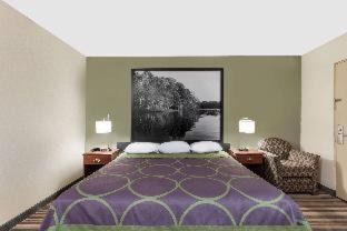Kimball Hotel | Clarion Pointe Kimball By Choice Hotels