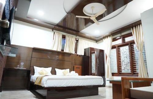 Chamundi Nagar Hotel | Classia Suites