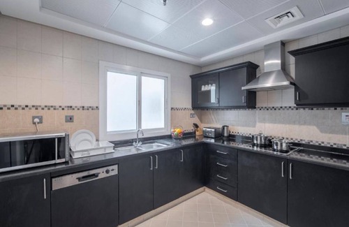 Al Barsha 1 Apartment | Classic 2 Bedroom Apartment with Balcony Near Mall Of Emirates