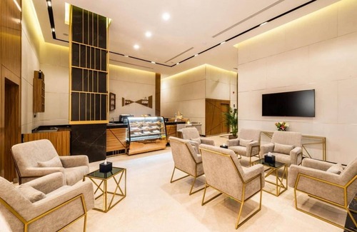 Riyadh House | Classic Chic Suite | Stylish Stay at Sunday ANAN