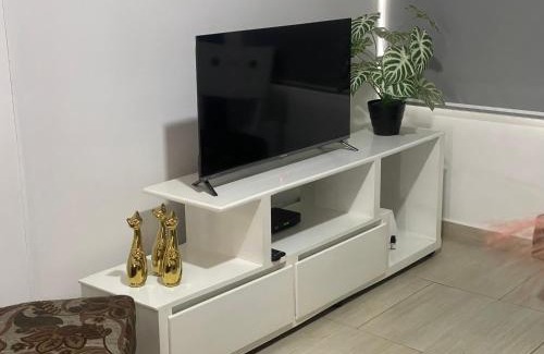 Cali Apartment | Classic & Comfy Private Apartment 301