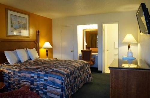 Red Bluff Hotel | Classic Inn Red Bluff