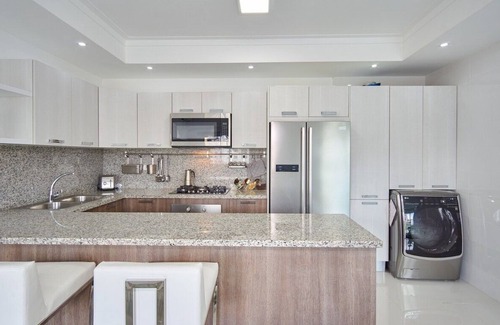 Yolanda Morales Condo | Classy 1BR | wifi * Downtown | Piantini