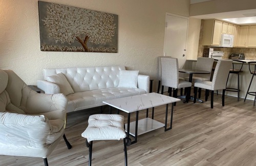 Scottsdale Condo | Classy, Cozy, Comfortable Condo in Scottsdale