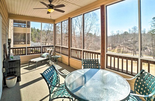 Clayton Condo | Clayton Condo w/ Balcony on Kingwood Golf Course