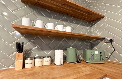 Peterborough House | Clayton House - Contractor House by Your Lettings