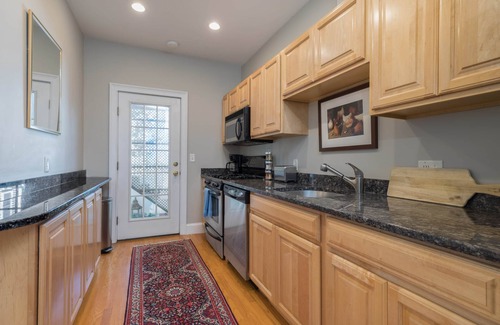 Telegraph Hill Apartment | Clean and convenient w/patio! Walk to Boston highlights!