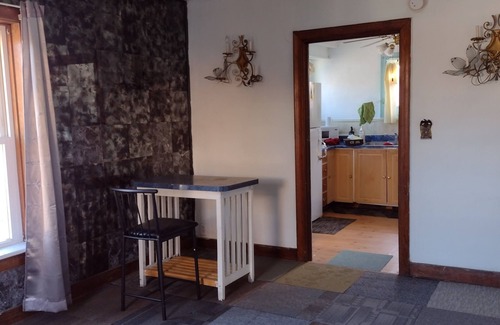 Northwoods House | Clean and Quiet 3-bedroom house for NON-Smokers only