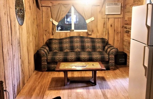 Ozone Cabin | Clear View Retreat: Cabins in the woods near Obed, Catoosa, Crossville, & more