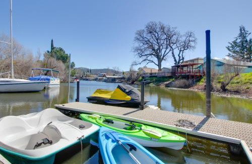Clear Lake House | Clearlake Oaks Home with Game Room, Dock and Deck