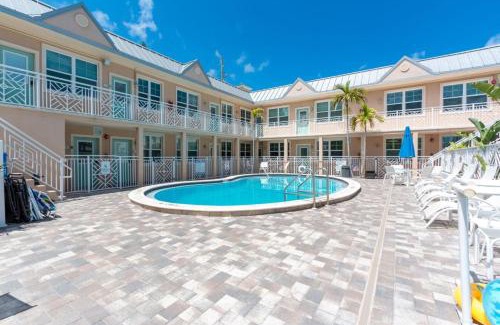 Clearwater Beach Resort | Clearwater Beach Suites #105