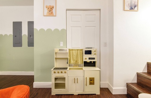 Clearwater House | Clearwater Home w/fun amenities for Families!