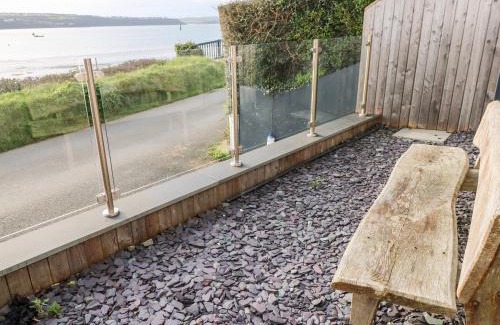 Neyland House | Cleddau Sound