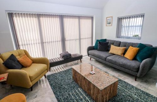 Neyland House | Cleddau Sound